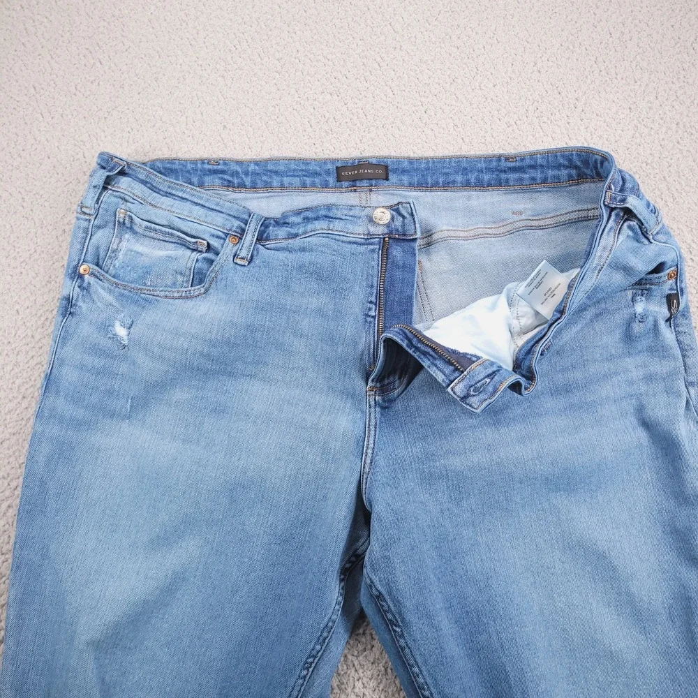 SILVER Jeans Size 22 Beau Slim Straight Girlfriend Distressed Denim 44x27